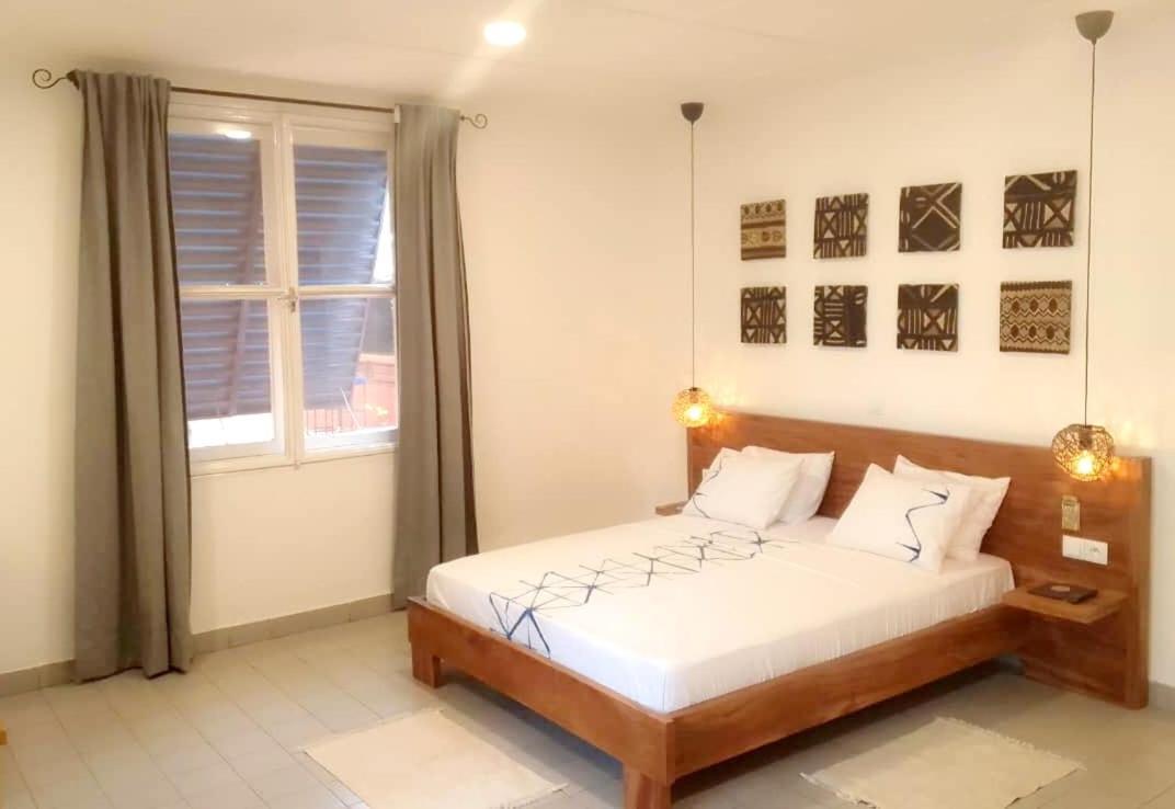 Hotel Les Palmiers Ouagadougou Buitenkant foto
