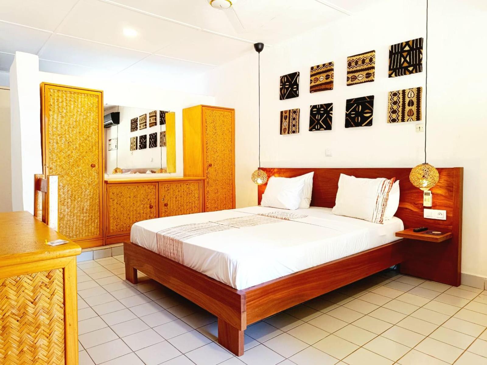 Hotel Les Palmiers Ouagadougou Buitenkant foto