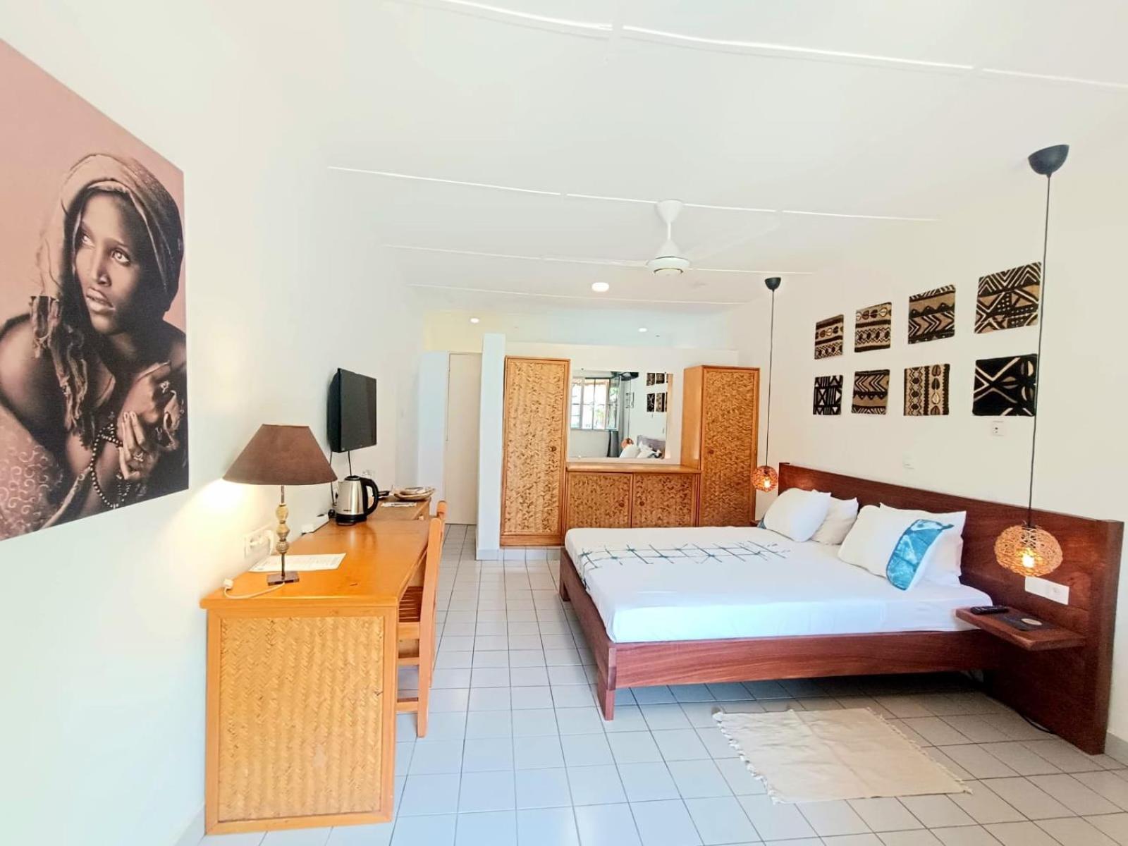 Hotel Les Palmiers Ouagadougou Buitenkant foto