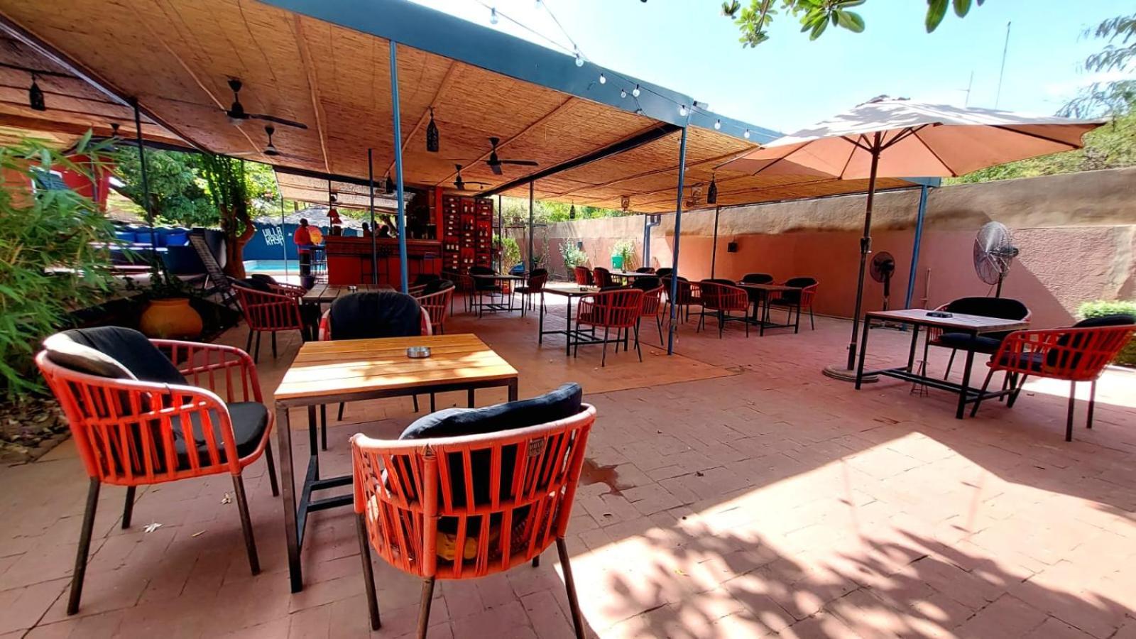 Hotel Les Palmiers Ouagadougou Buitenkant foto